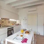 Apartment Umbria, 120 - Accogliente E Ben Collegato Milan